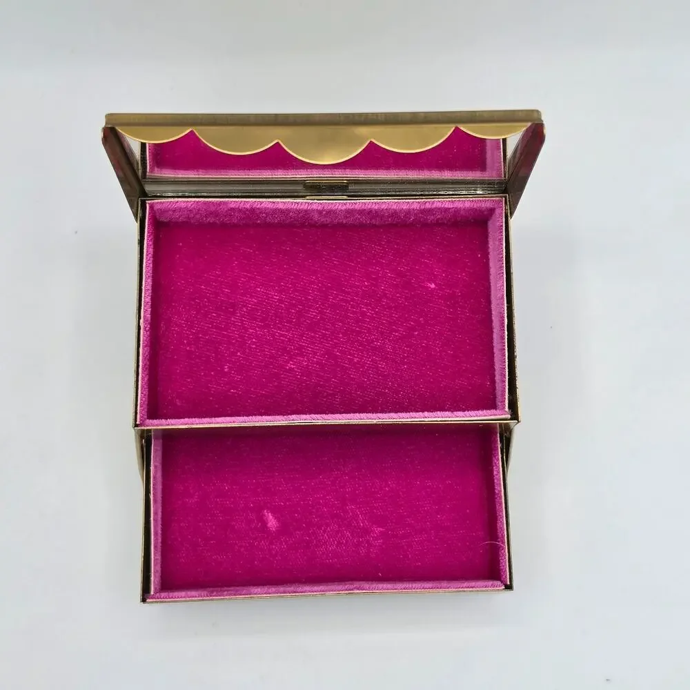 Unbranded vintage gold